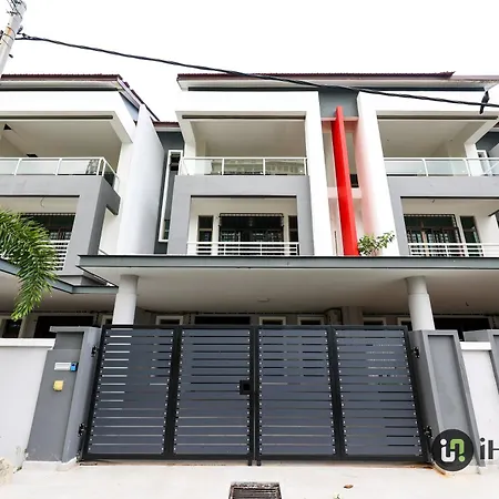 Cozycrest & Spacious 4Br Landed House @Kotasyahbandar I Housing Malacca Exterior photo