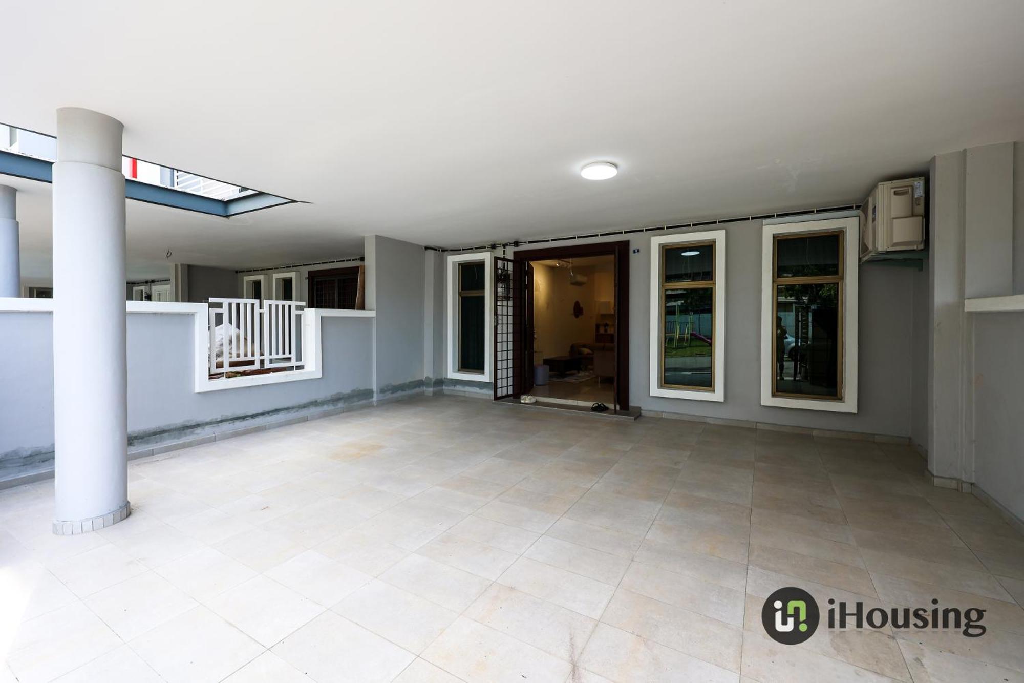 Cozycrest & Spacious 4br Landed House @kotasyahbandar I Housing