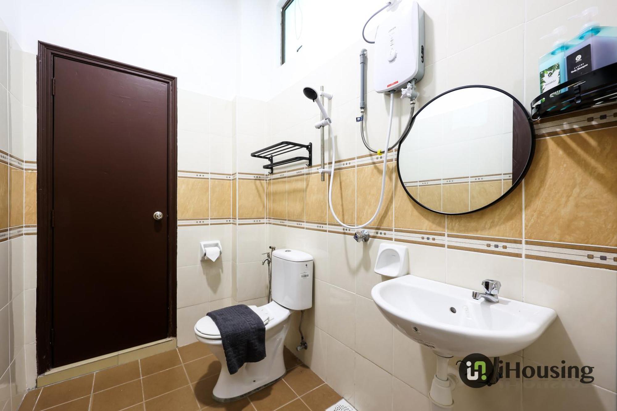 Holiday home Cozycrest & Spacious 4br Landed House @kotasyahbandar I Housing
